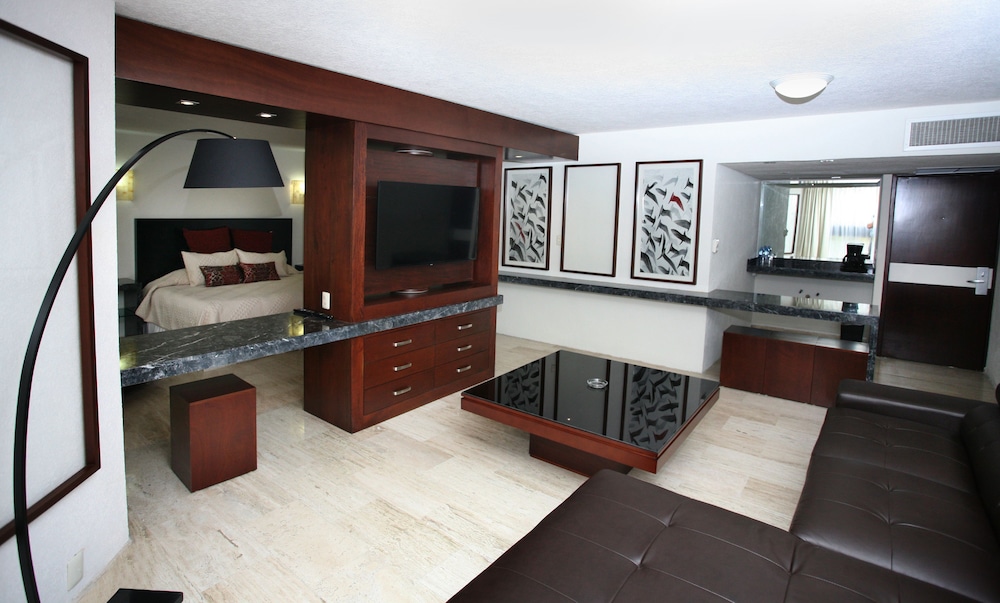 Hotel Poza Rica Inn 15/26
