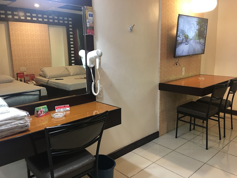 Hotel Sogo Roxas Blvd 28/32