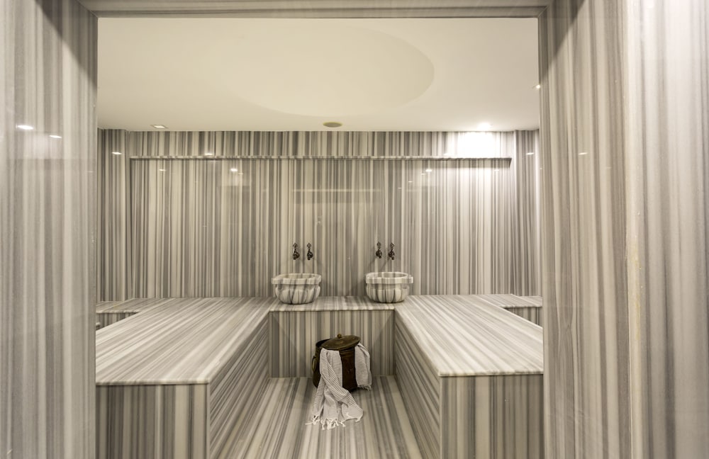 Wise Boutique Hotel & Spa 36/65