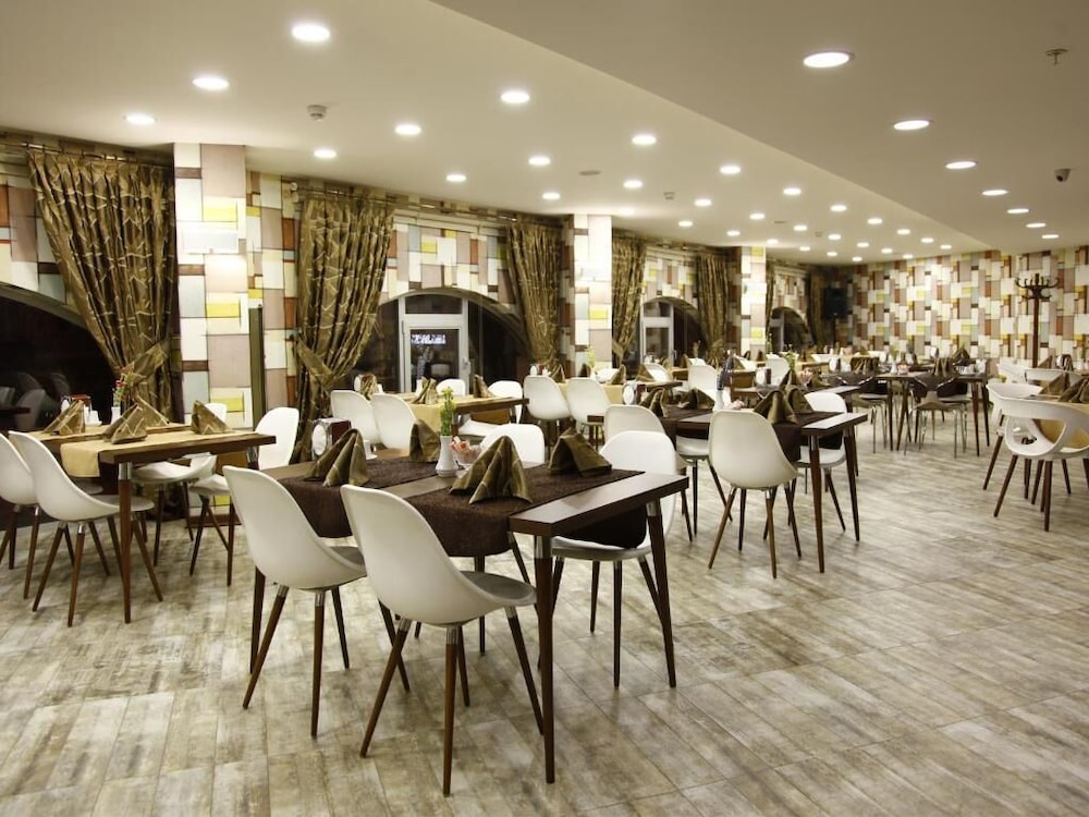 Feyzan Hotel 23/35