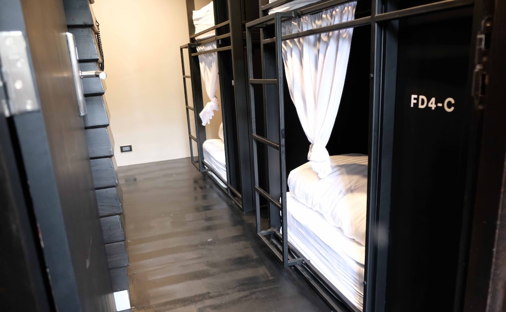 Kloem Hostel - Adults Only 3/67