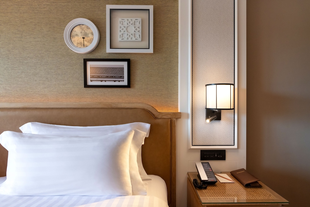Dusit Thani Hua Hin 41/94