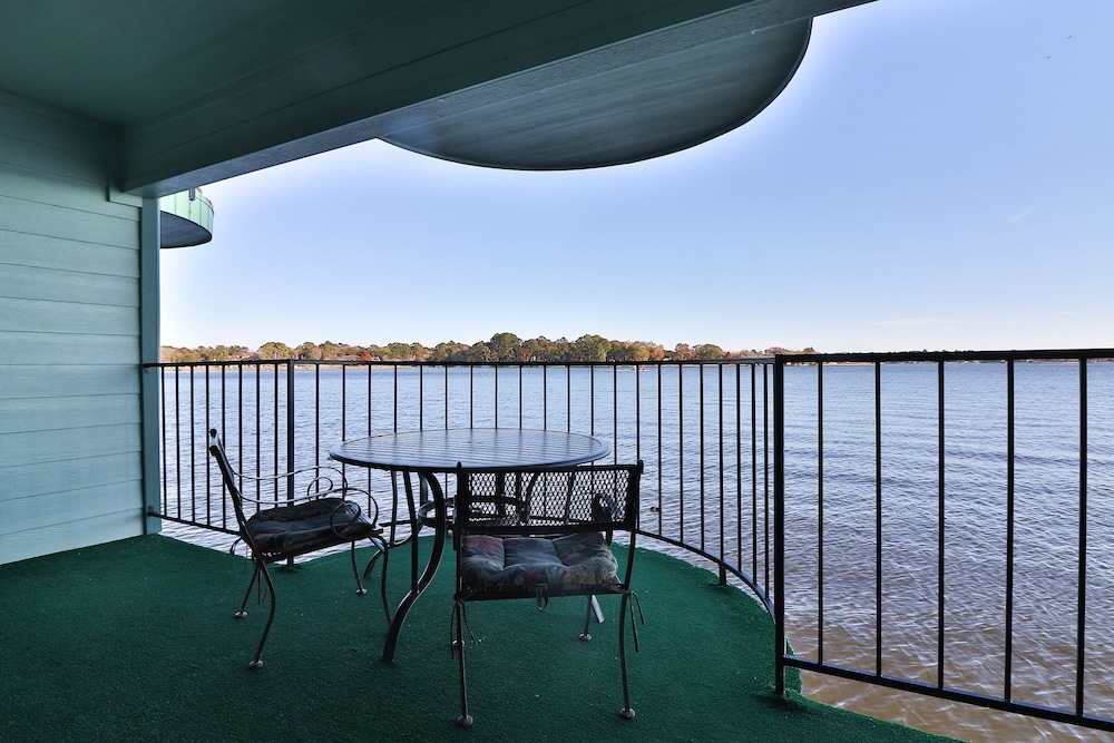 Resort Attractions 15/40