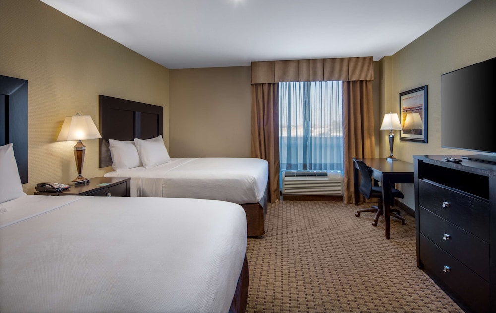 Hyatt House Bentonville / Rogers 21/44