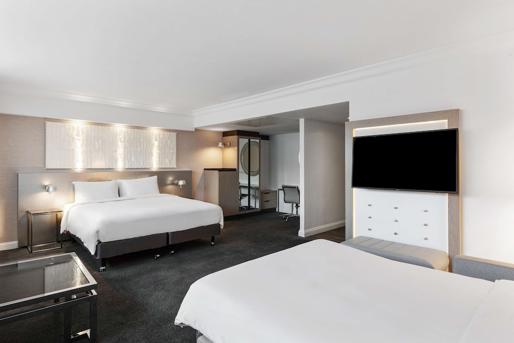 Radisson Blu Hotel, Leeds 23/66