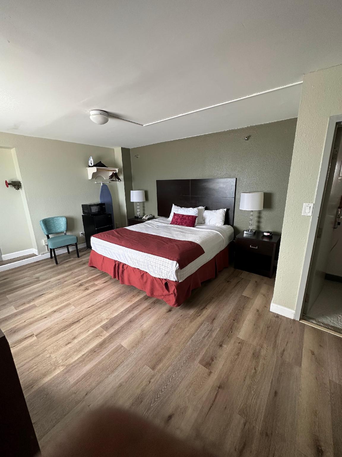 Special, King Bed