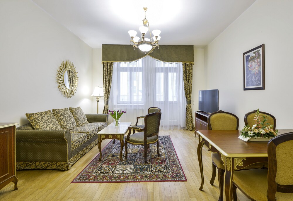 Hotel Residence Romanza 46/62