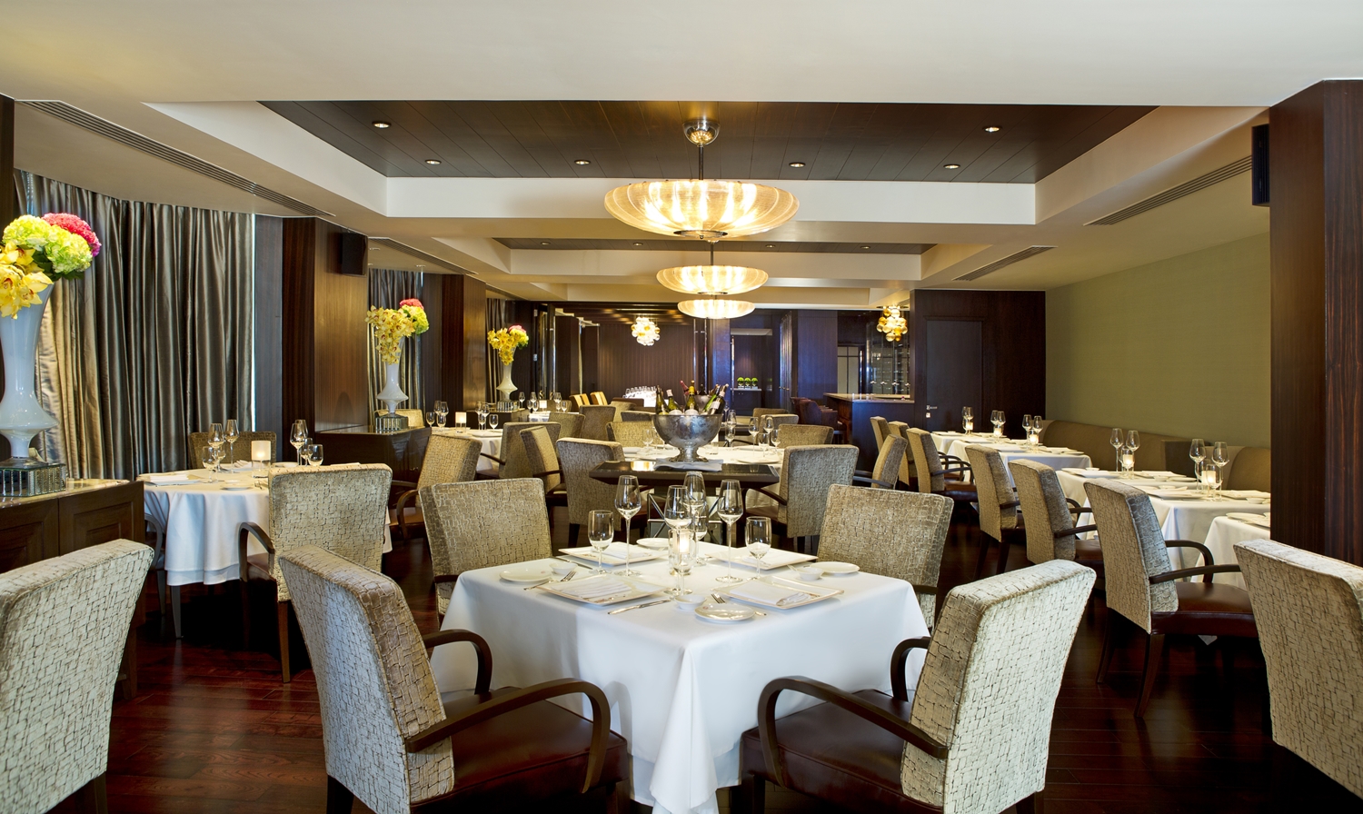 The Leela Mumbai - Resort Style Business Hotel 33/44