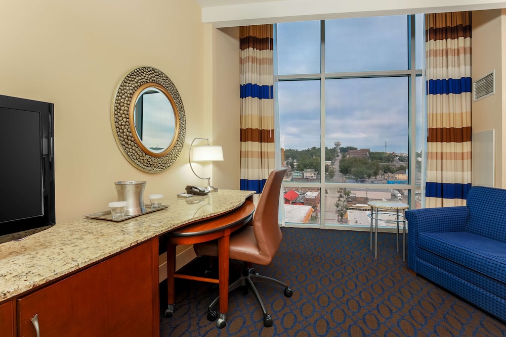 Hilton Branson Convention Center 59/77