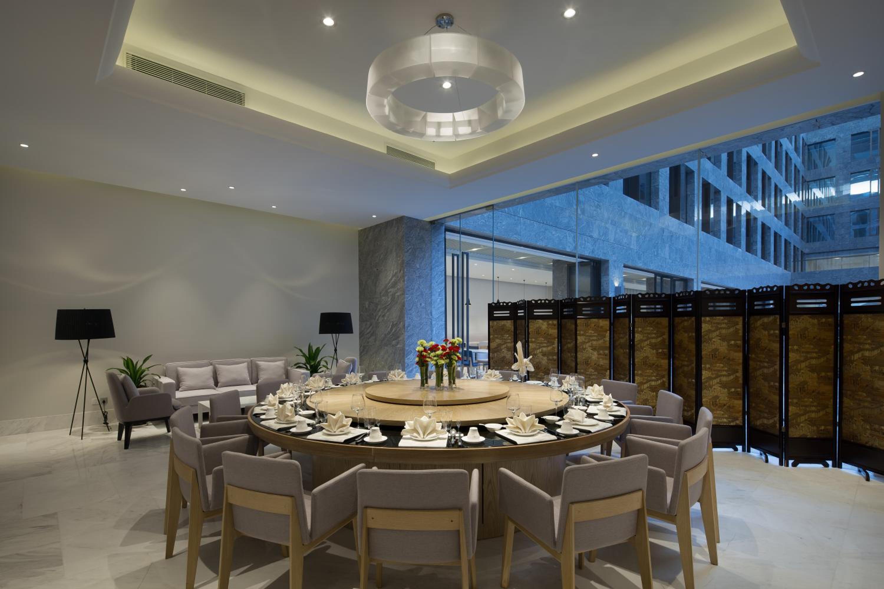 Sanya Phoenix Airport Hotel 72/86