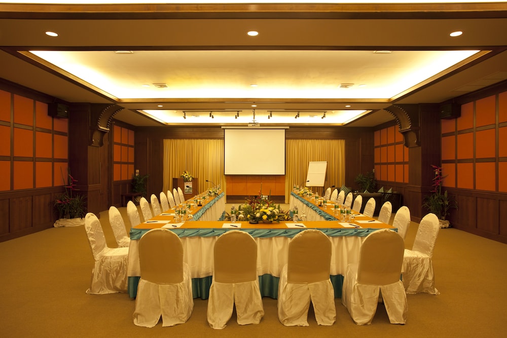 Rawai Palm Beach Resort 50/63