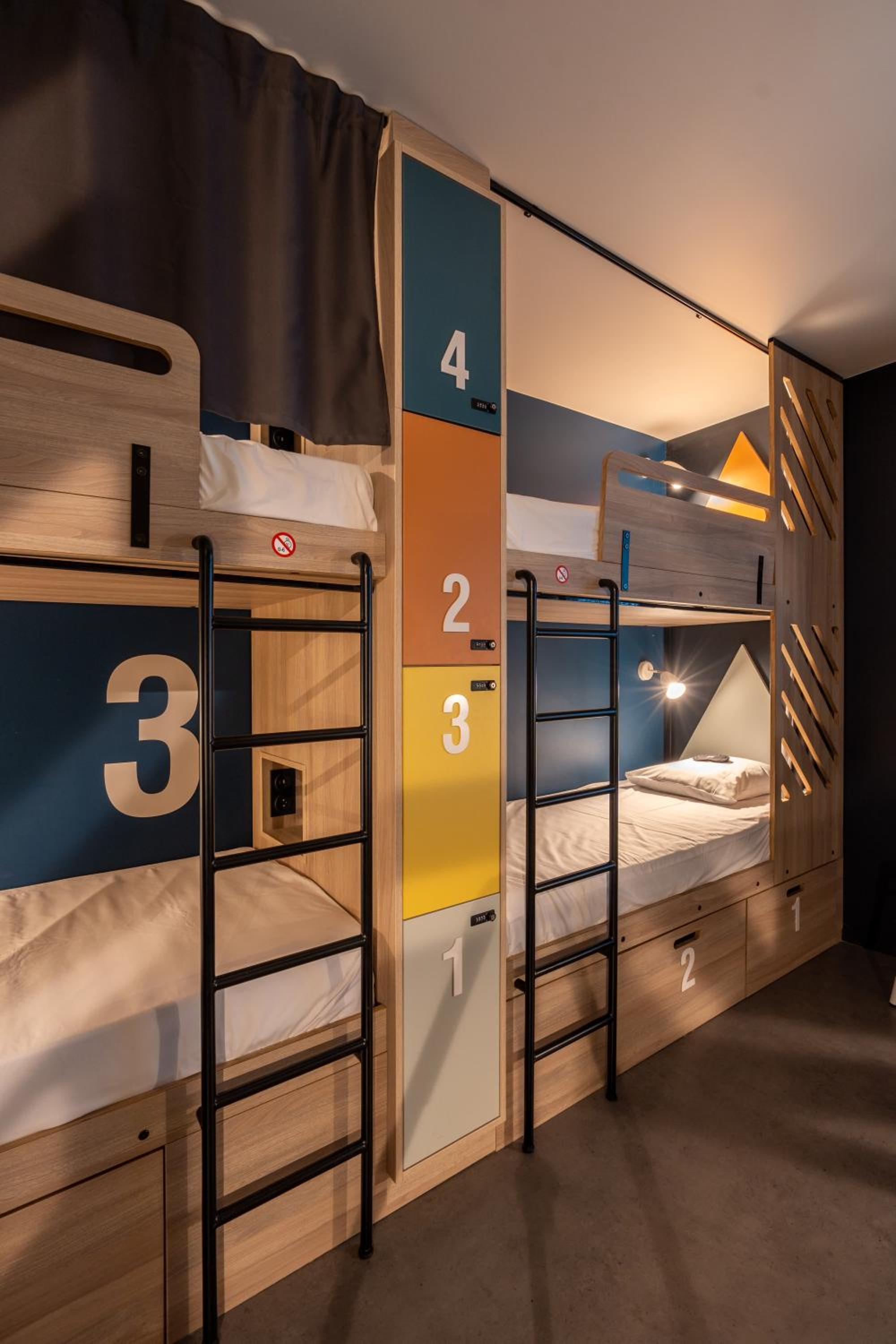 Slo Bordeaux Hostel 18/41