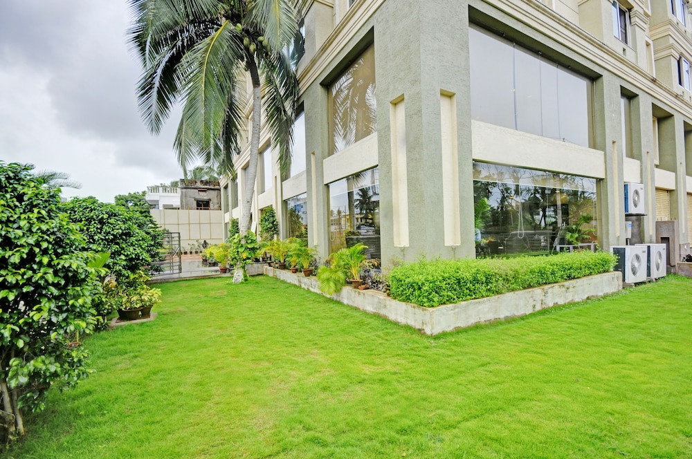 The Pride Ananya Resort 40/50