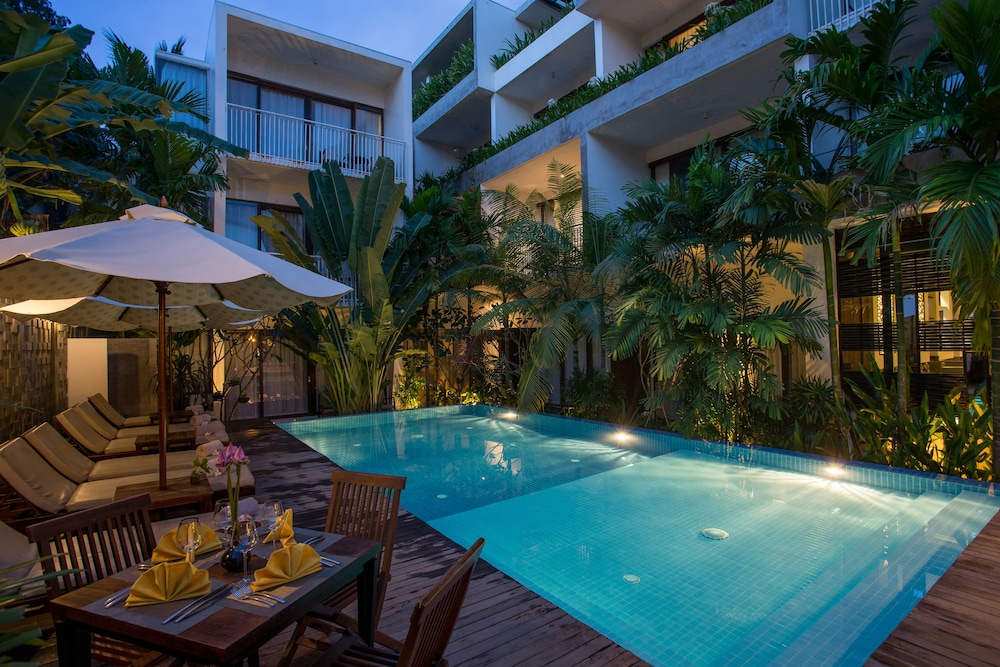 Apsara Residence Hotel 66/72