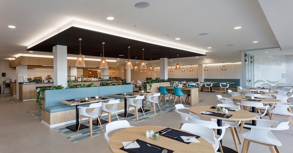 Ohasis Boutique Suites 34/50