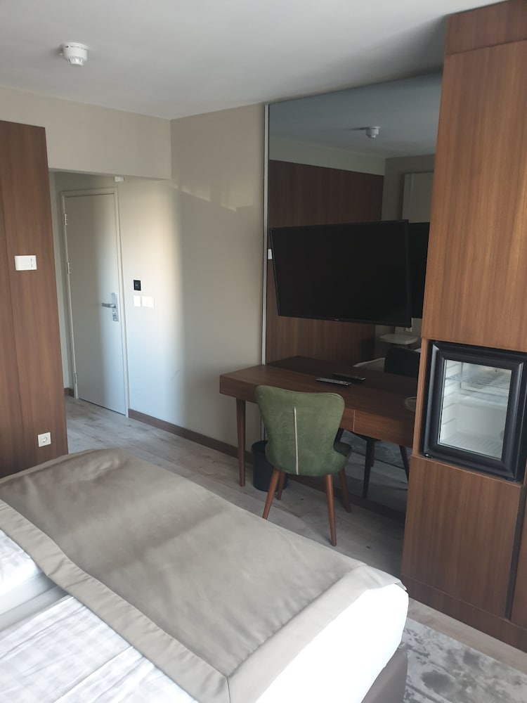 Klassik Berlin Hotel 12/52