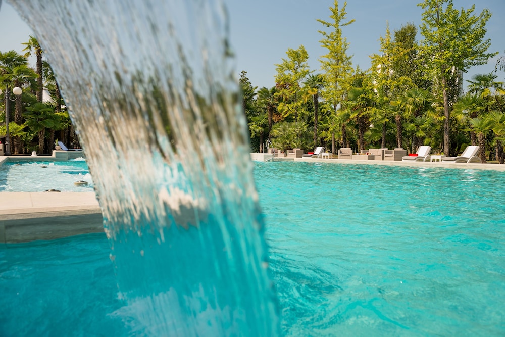 Abano Grand Hotel 46/50