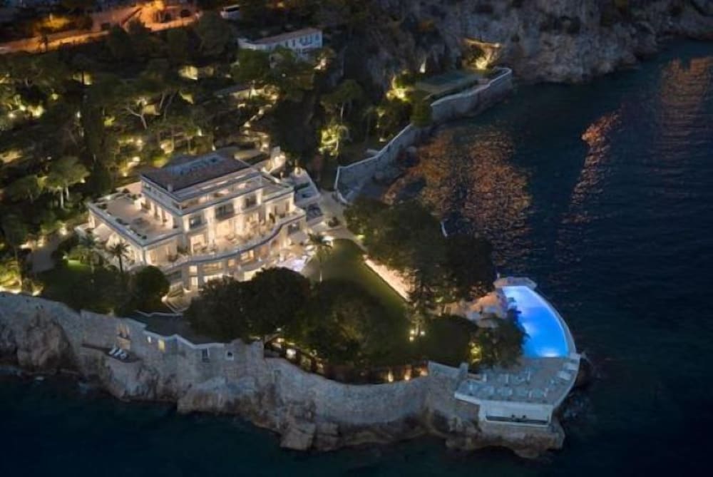 Cap Estel 65/77