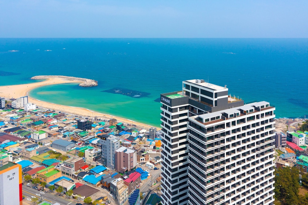 Sokcho I Park Suite Hotel and Resort in SOKCHO