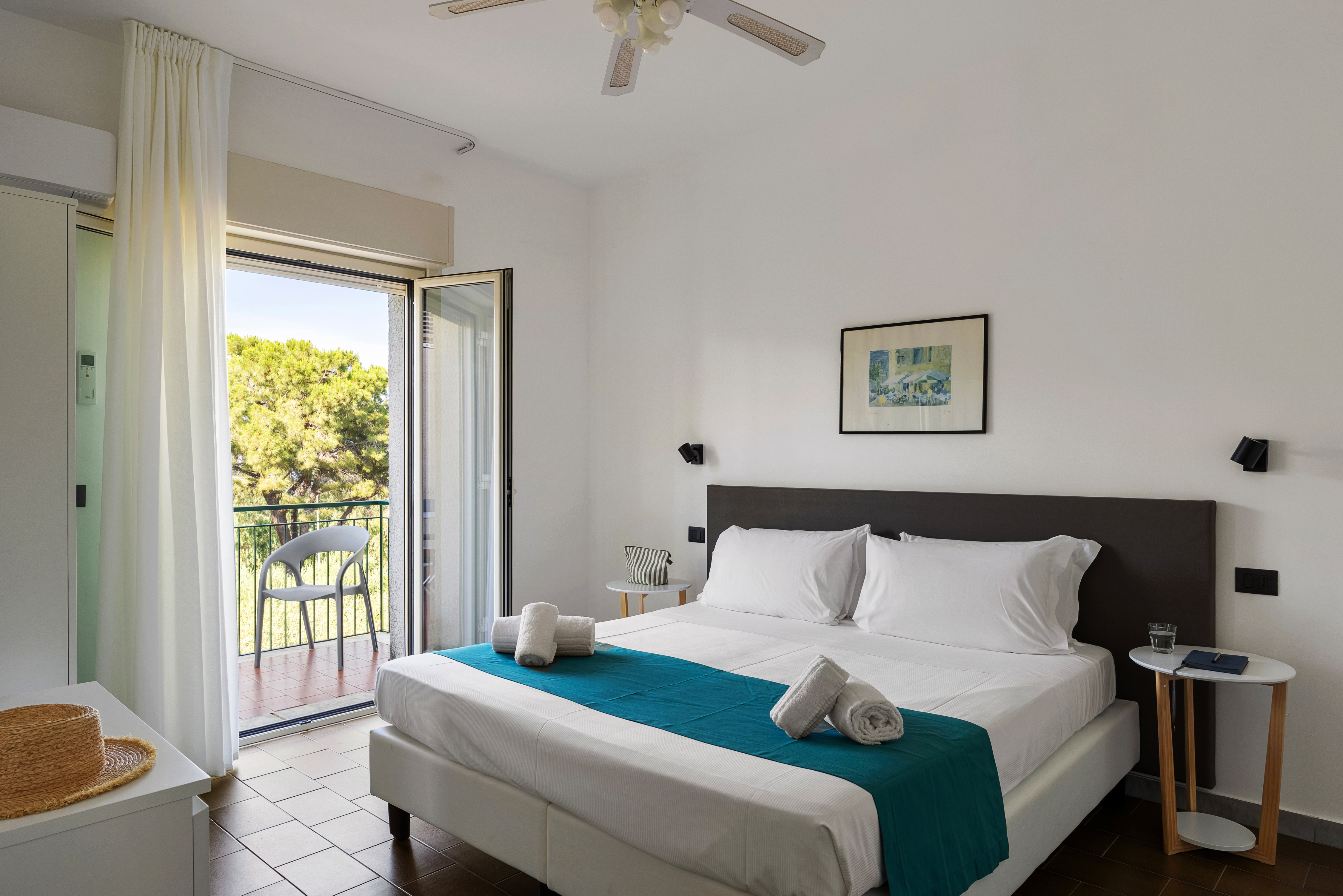 3 Rooms, 7 Beds