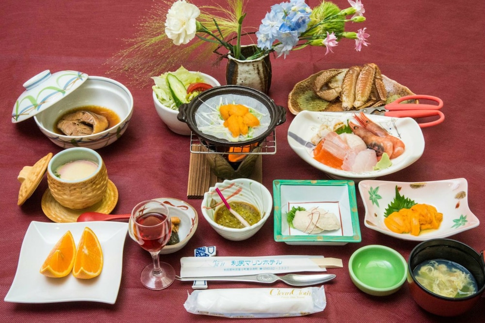 RISHIRI MARINE HOTEL 29/39