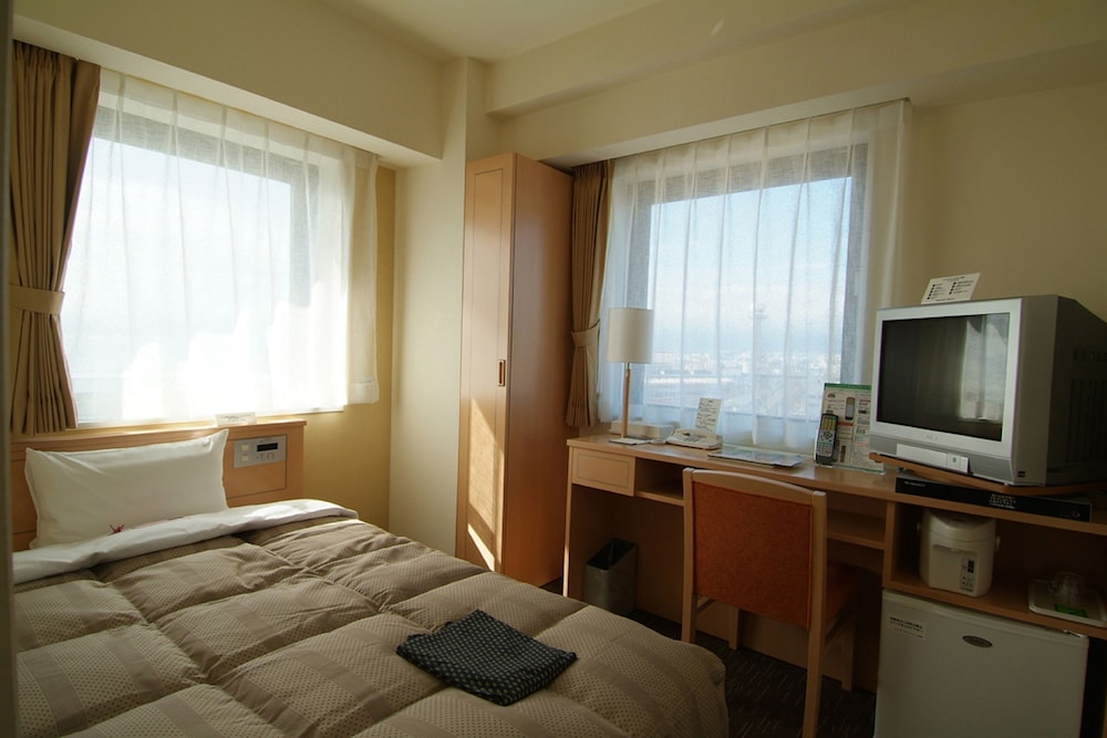 Route Inn Grantia Hakodate Ekimae 6/25