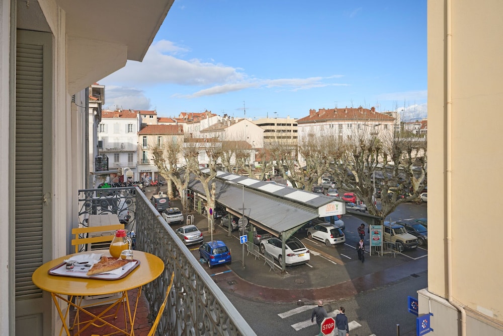 Hotel Des Congres Et Festivals 54/59