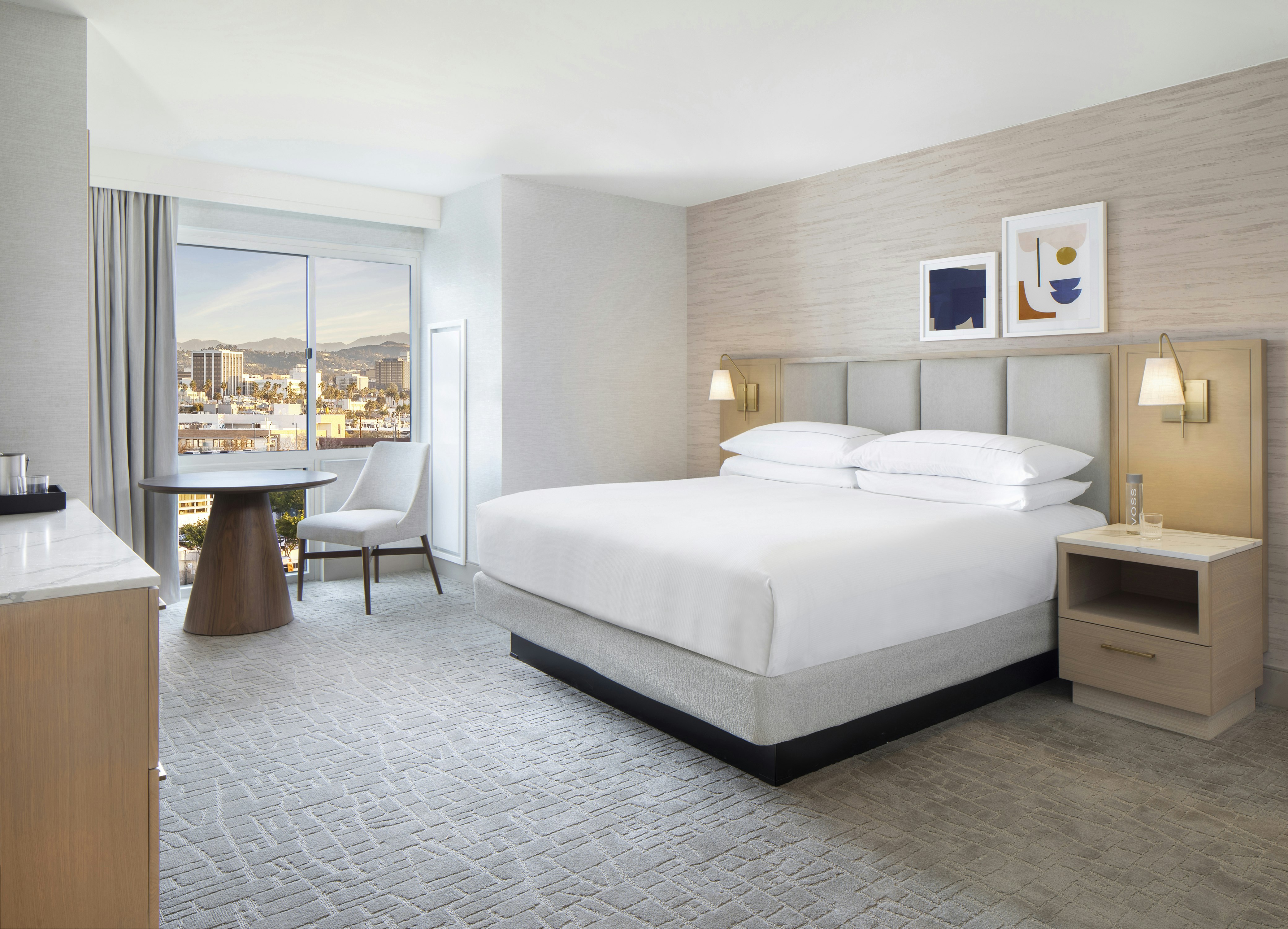 ROOM, KING BED, CITY VIEW, ACCESSIBLE