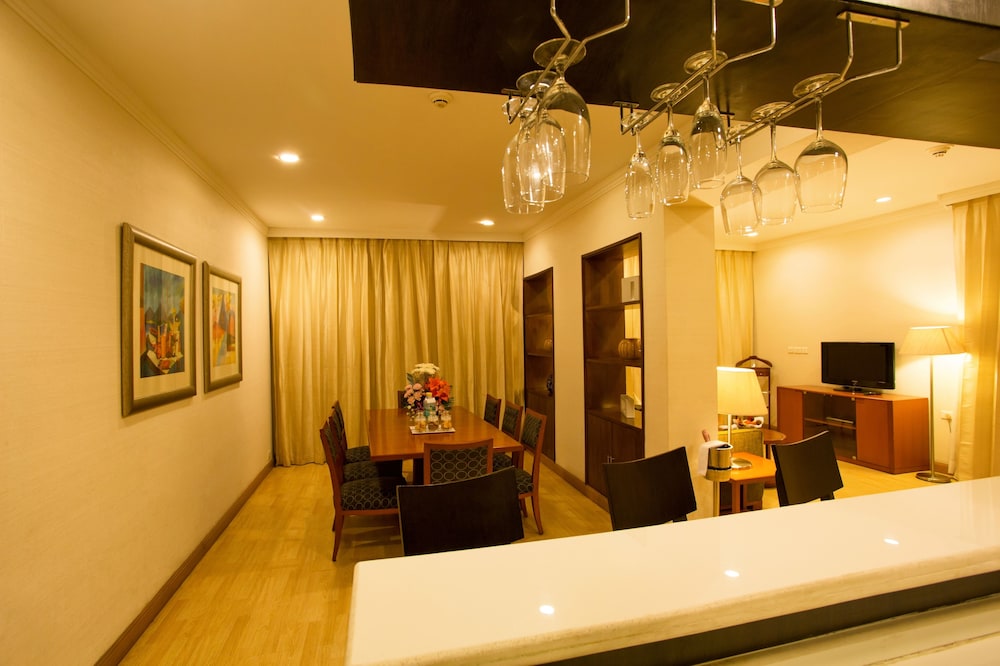Ellaa Hotel 36/58
