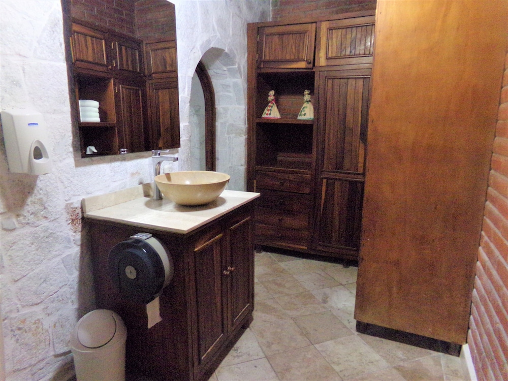 Hotel Casa del Lirio 44/46