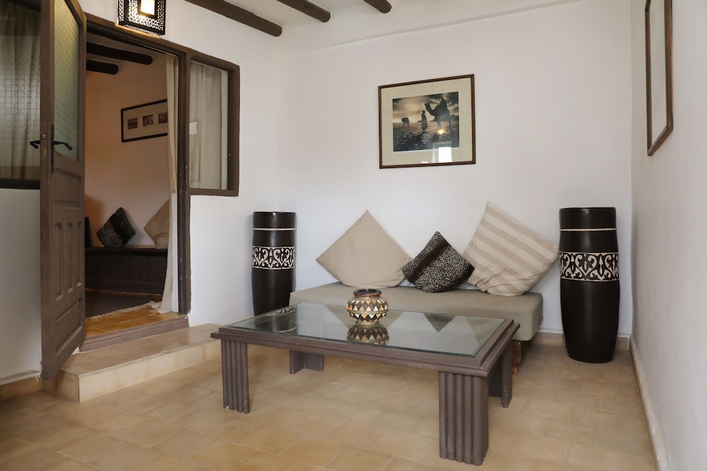 Le Petit Hotel du Flouka 6/50