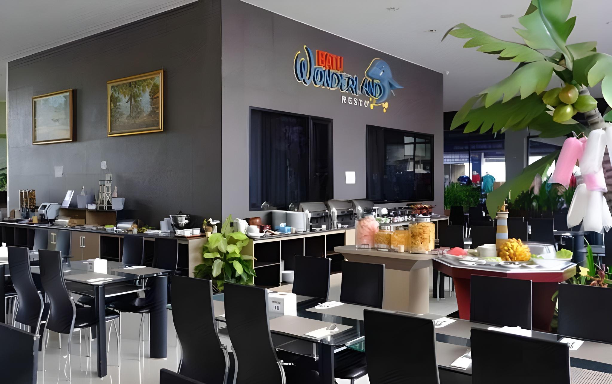 Batu Wonderland Water Resort Hotel 25/35
