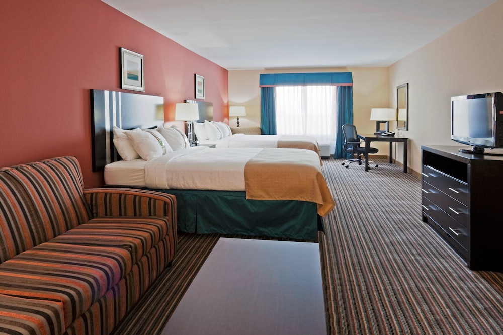 HOLIDAY INN TITUSVILLE KENNEDY SPACE CENTER 16/76