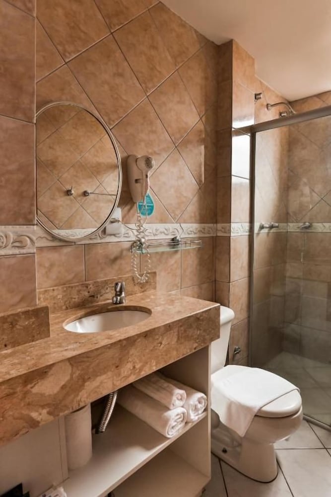 ZALLON HOTEL EXECUTIVE 50/53