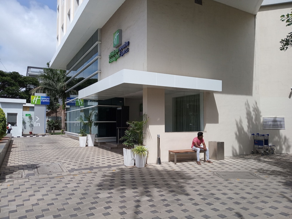 Holiday Inn Express Pune Pimpri 42/49