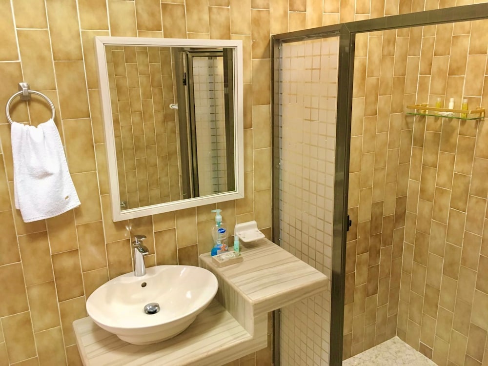 Hotel & Suites Bucaneros, Isla Mujeres 45/48