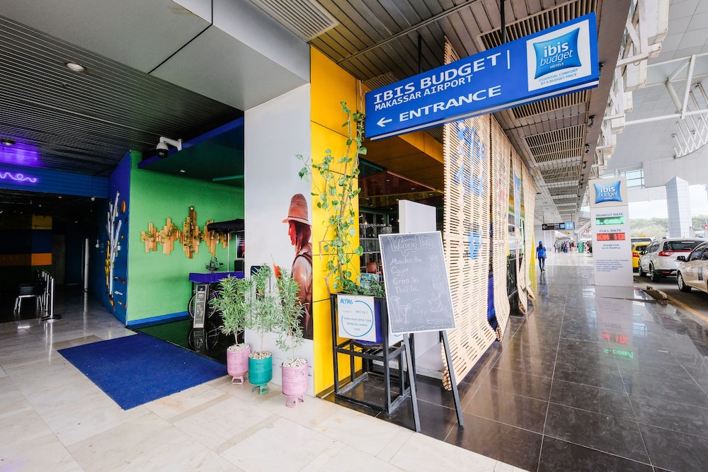 Cordia Hotel Makassar Airport 43/47