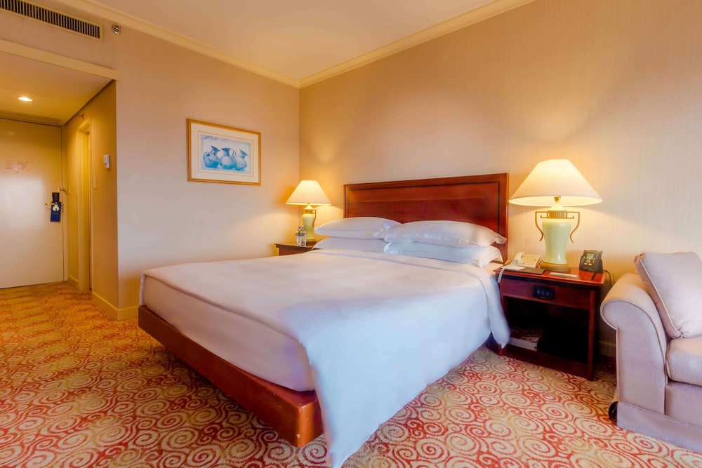 Hilton Hotel Colombo 17/80