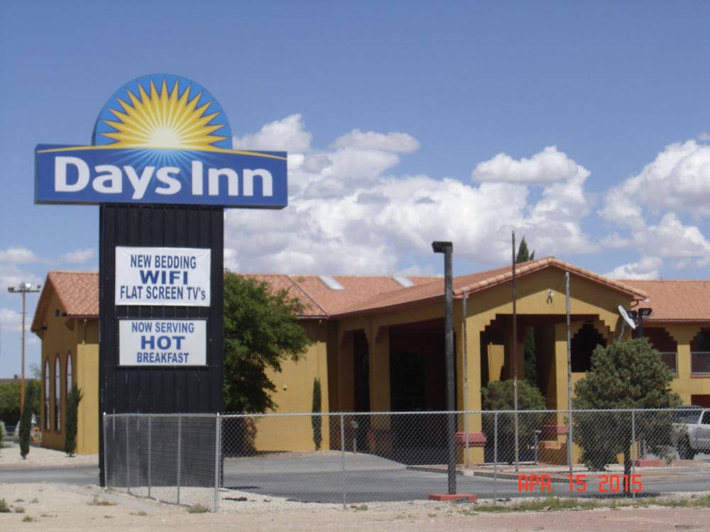 Days Inn By Wyndham Carlsbad Nm 2/65