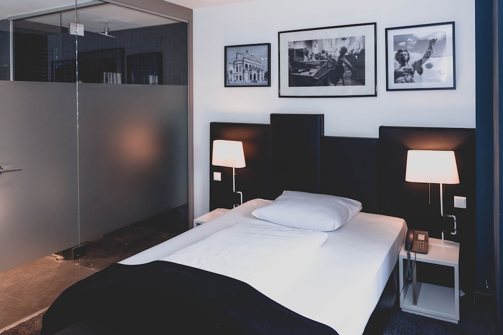 Hotel Bliss Frankfurt 23/63