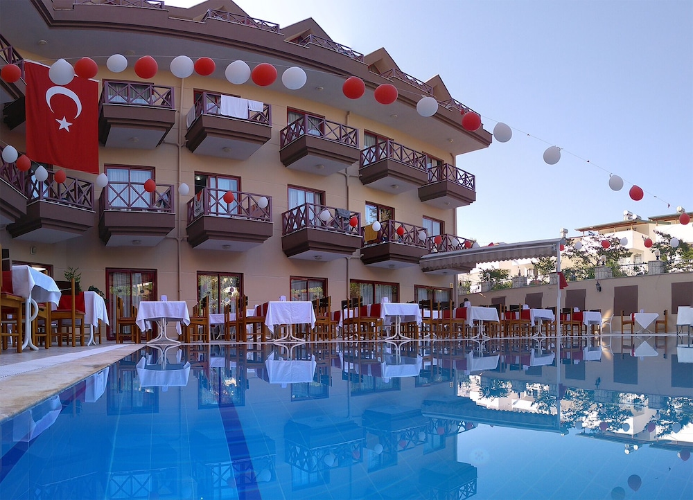 Himeros Beach Hotel 2/35