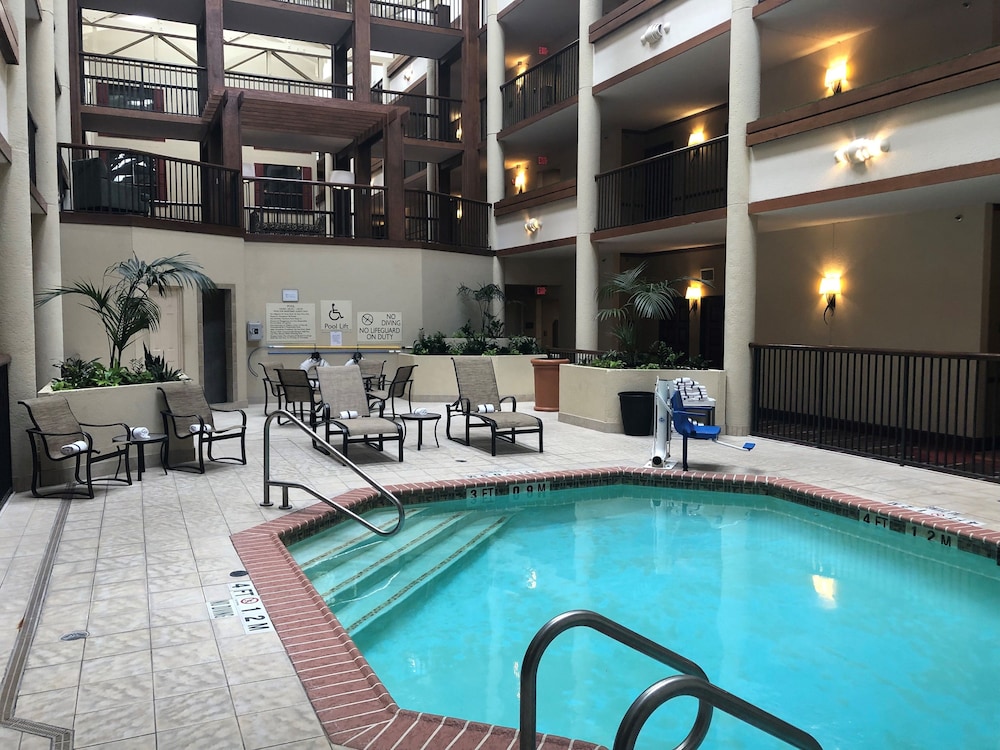 Hilton Garden Inn San Antonio Airport Hotel 6/59