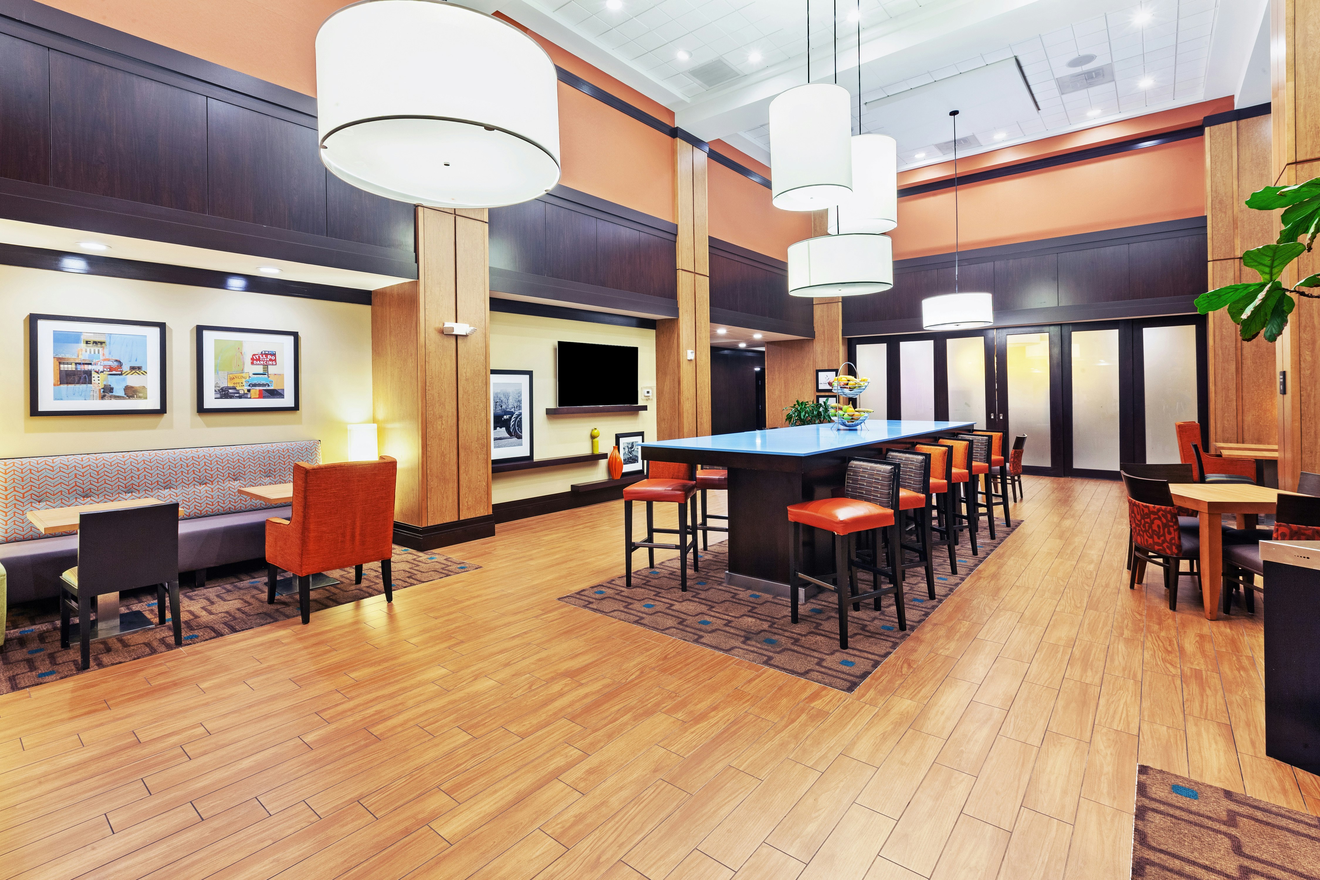 Hampton Inn & Suites by Hilton Houston North IAH 10/21