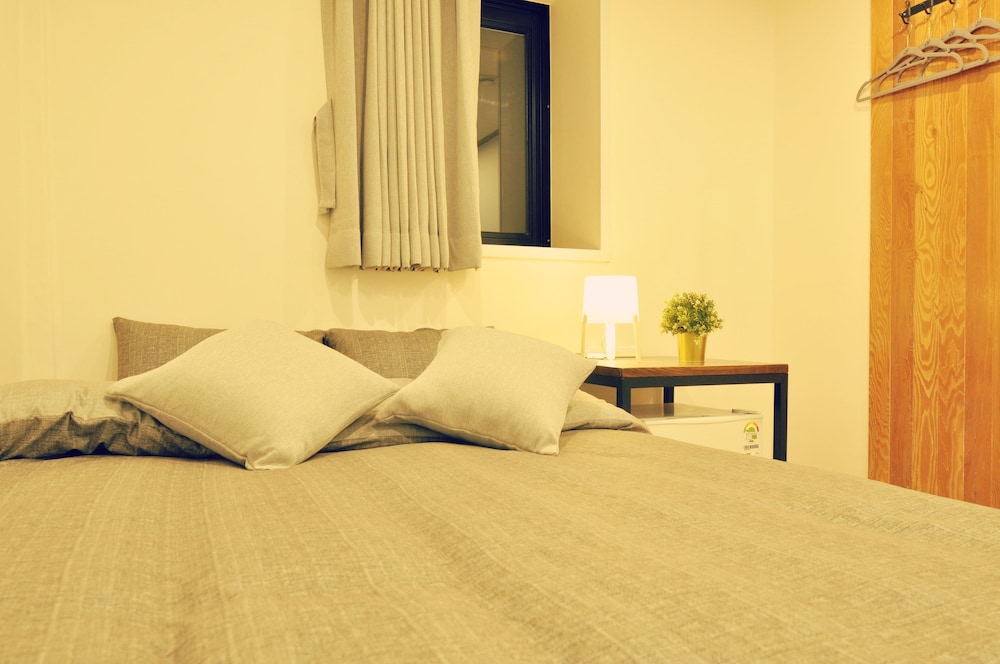OYO Hostel Myeongdong 3 14/50