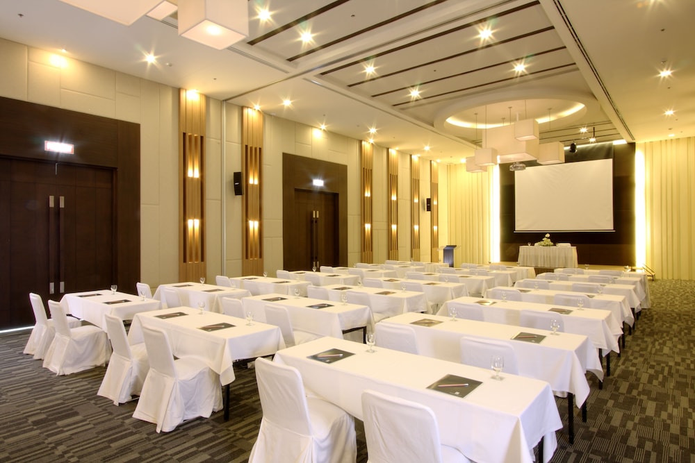 Kantary Beach Hotel 37/49