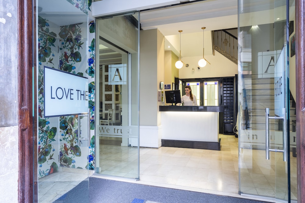 Bh Atarazanas Malaga Boutique Hotel 9/50