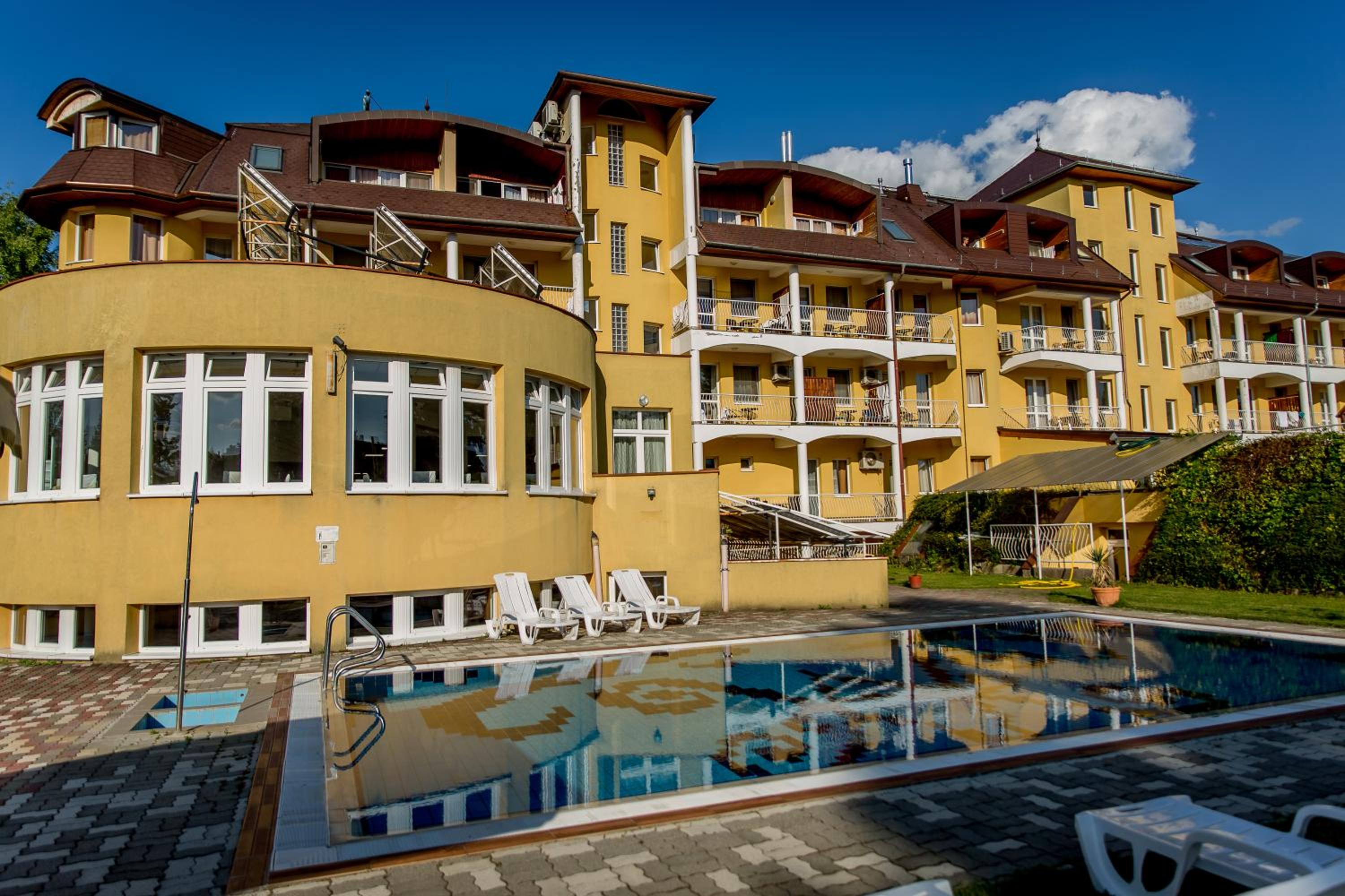Hotel Venus 50/55