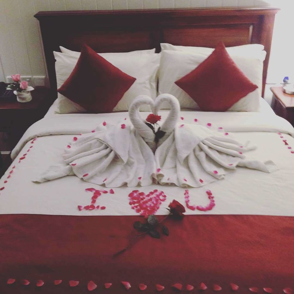 The Chambers Hotel 25/29