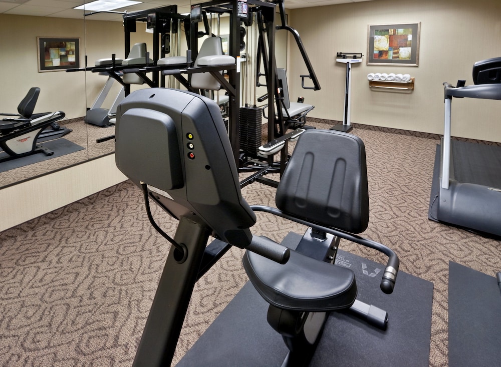 Holiday Inn Express & Suites Nampa - Idaho Center 46/78