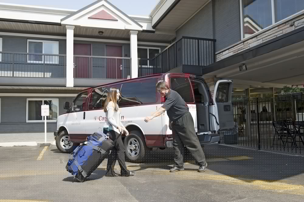 Carlton Inn Midway 26/44